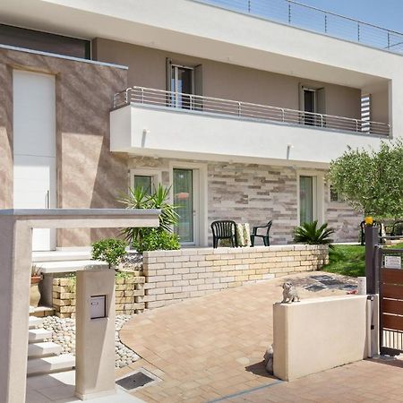 Villa Aurora-Holiday Home Apt 2 Bardolino Ngoại thất bức ảnh