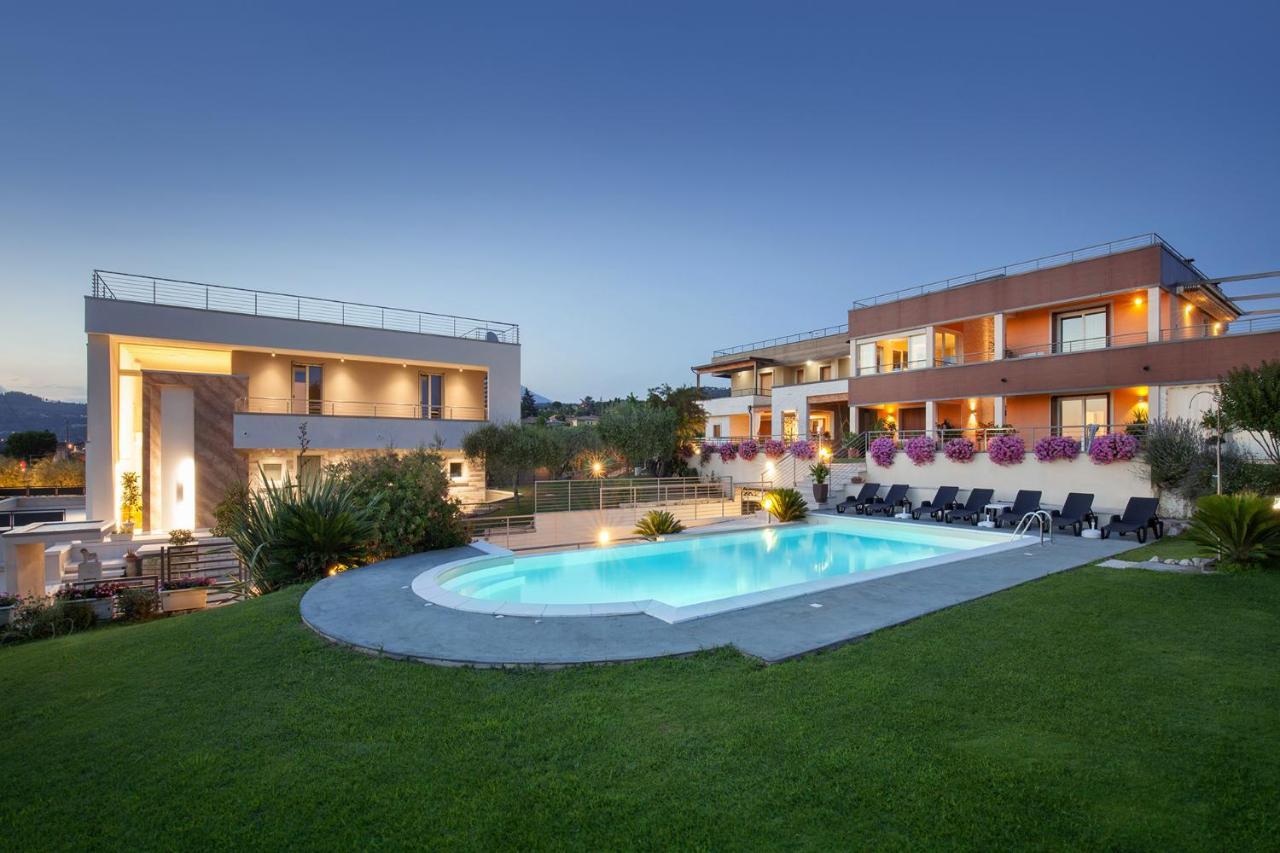 Villa Aurora-Holiday Home Apt 2 Bardolino Ngoại thất bức ảnh